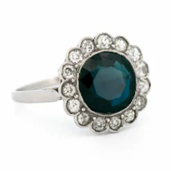 Bague en grappe de platine et diamants et saphirs