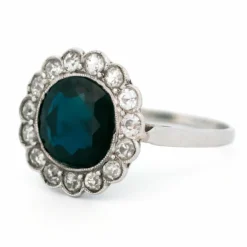 Bague en grappe de platine et diamants et saphirs