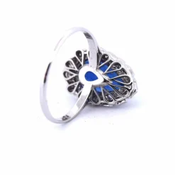 BAGUE EN OR 18 KT - SAPHIR ET DIAMANTS