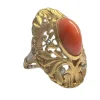 Bague en or avec corail et perle