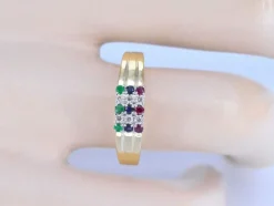 Bague en or avec diamant et pierres précieuses multicolores