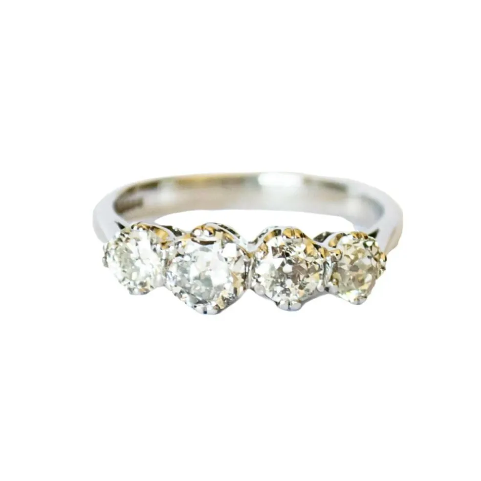 Bague en or avec diamants