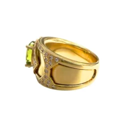 bague en or avec diamants et péridot