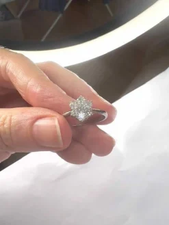 Bague en or avec diamants