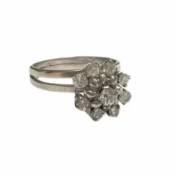 Bague en or avec diamants
