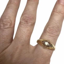 Bague en or avec diamants