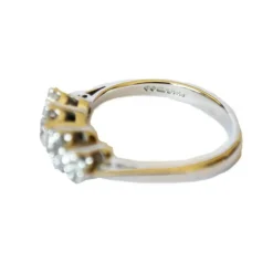 Bague en or avec diamants