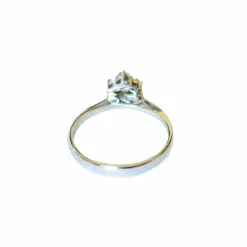 Bague en or avec diamants
