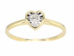 Bague en or avec un diamant taille brillant en forme de coeur