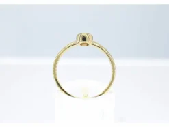 Bague en or avec un diamant taille brillant