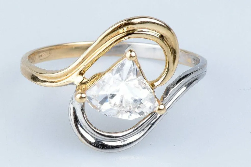 Bague en or bicolore