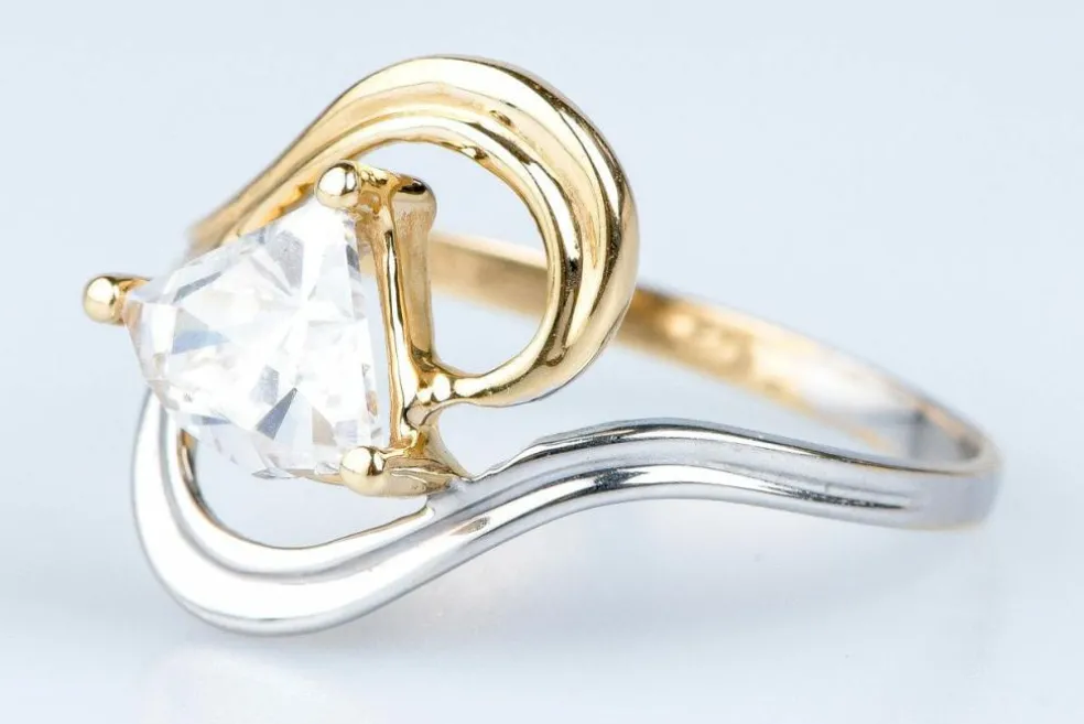 Bague en or bicolore