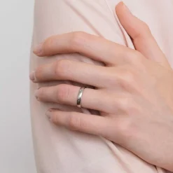 Bague en Or blanc