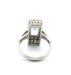 Bague en or blanc 18 carats avec aigue-marine et diamants