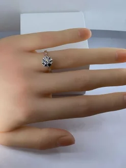 Bague en or blanc 18 carats, diamant taille brillant