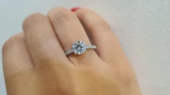 Bague en Or blanc & diamants