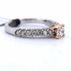 BAGUE EN OR BLANC 18 KT