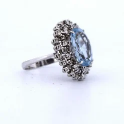 BAGUE EN OR BLANC 18 KT - AIGUE-MARINE - DIAMANTS