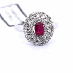 BAGUE EN OR BLANC 18 KT - RUBIS et DIAMANTS
