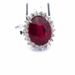 BAGUE EN OR BLANC - RUBIS ET DIAMANTS CERTIFIÉS