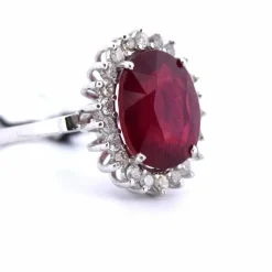 BAGUE EN OR BLANC - RUBIS ET DIAMANTS CERTIFIÉS
