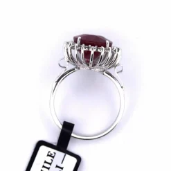 BAGUE EN OR BLANC - RUBIS ET DIAMANTS CERTIFIÉS