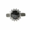 Bague en or blanc avec diamant taille rose antique