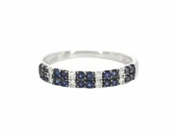 Bague en or blanc avec diamants et saphirs