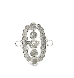 Bague en or blanc avec diamants
