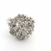 Bague en or blanc avec diamants