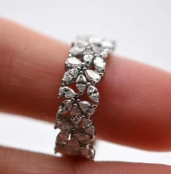 Bague en or blanc avec diamants de 1.010 carats