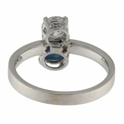 Bague en or blanc avec diamant et saphir