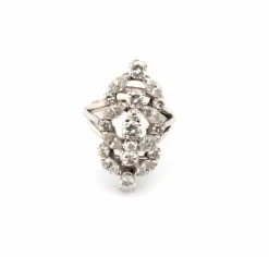 Bague en or blanc avec diamants