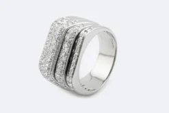 Bague en or blanc avec diamants