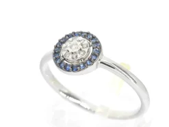 Bague en or blanc avec diamants et saphirs