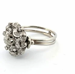 Bague en or blanc avec diamants