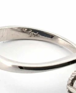 Bague en or blanc avec diamants