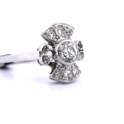 BAGUE EN OR BLANC AVEC DIAMANTS