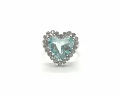 Bague en or blanc avec eau de mer et diamants