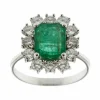 Bague en or blanc avec émeraude et diamants