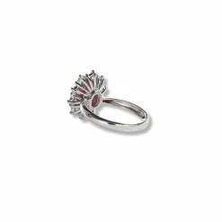 Bague en or blanc avec rubis certifié et diamants