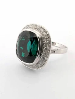 Bague en or blanc avec tourmaline verte et diamants