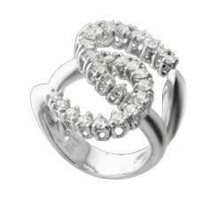 Bague en or blanc, diamants naturels