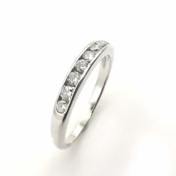 Bague en or blanc diamants