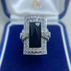 Bague en or blanc diamants