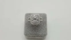 Bague en Or blanc diamants