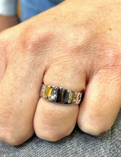 Bague en or blanc, diamants
