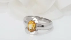 Bague en Or blanc et Citrine