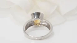Bague en Or blanc et Citrine