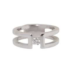Bague en or blanc et diamant